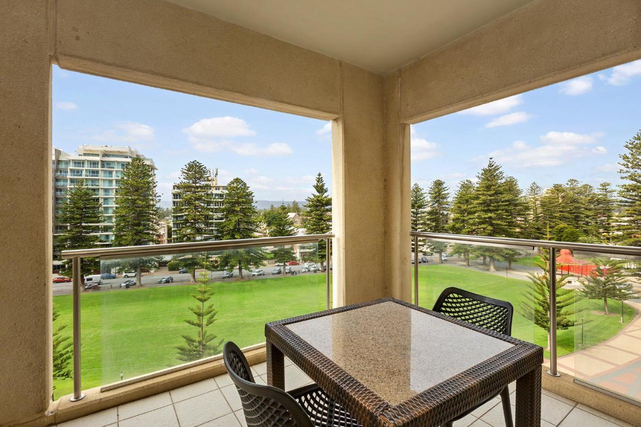 Belle Escapes - Glenelg Seaside Apartment Exterior foto